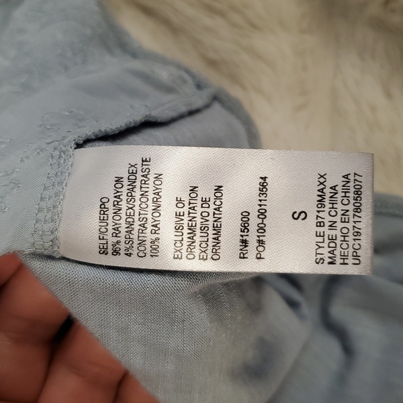 Democracy Embroidered Rayon Button Front Top S Smokey Blue - Picture 10 of 12